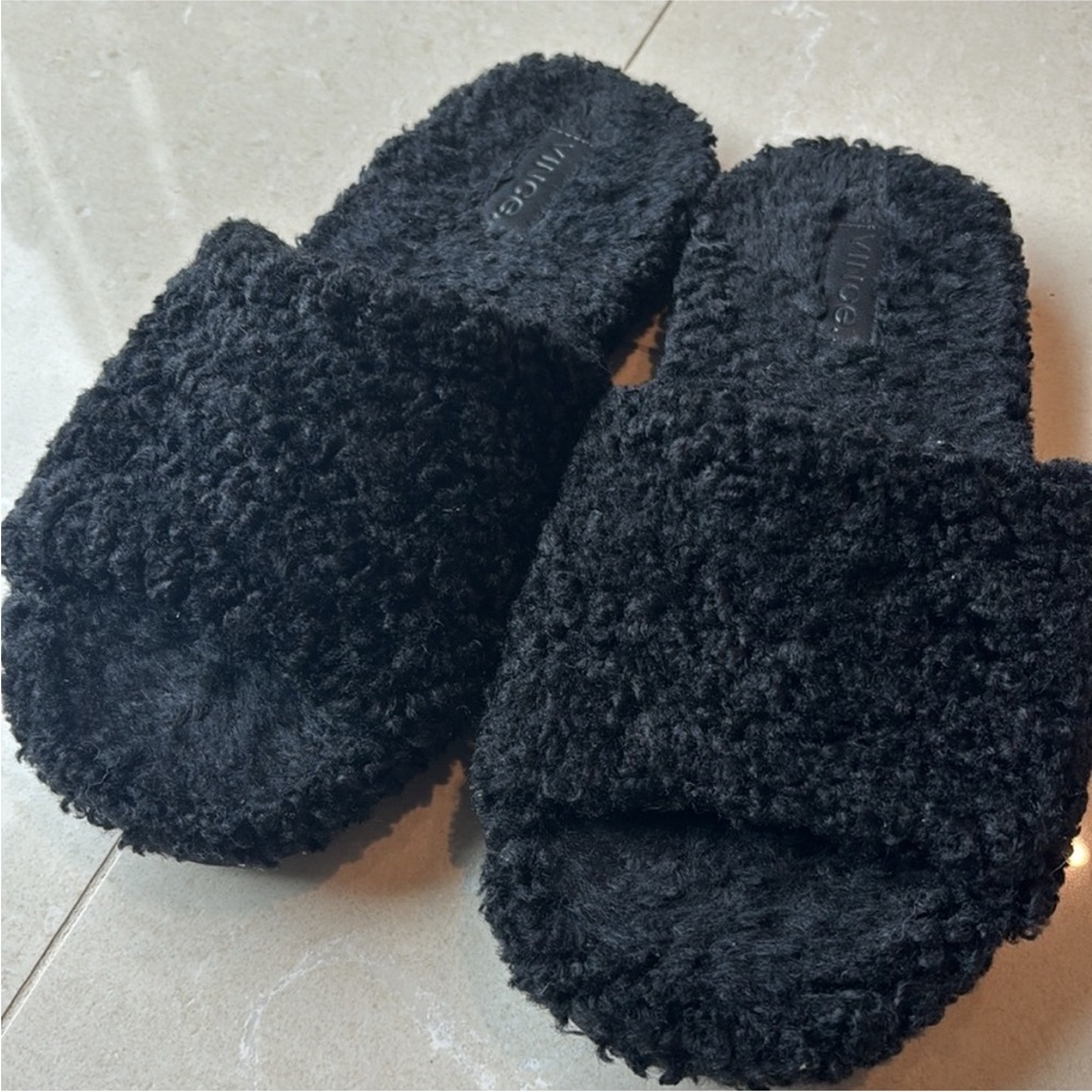 VInce Cozy Fuzzy Slide Slippers in Black - Picture 4 of 6